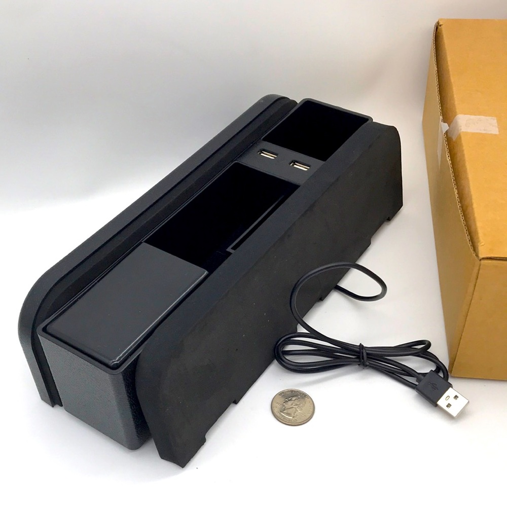 Center Console Combo w/USB Hook-Up & Clutter Catcher